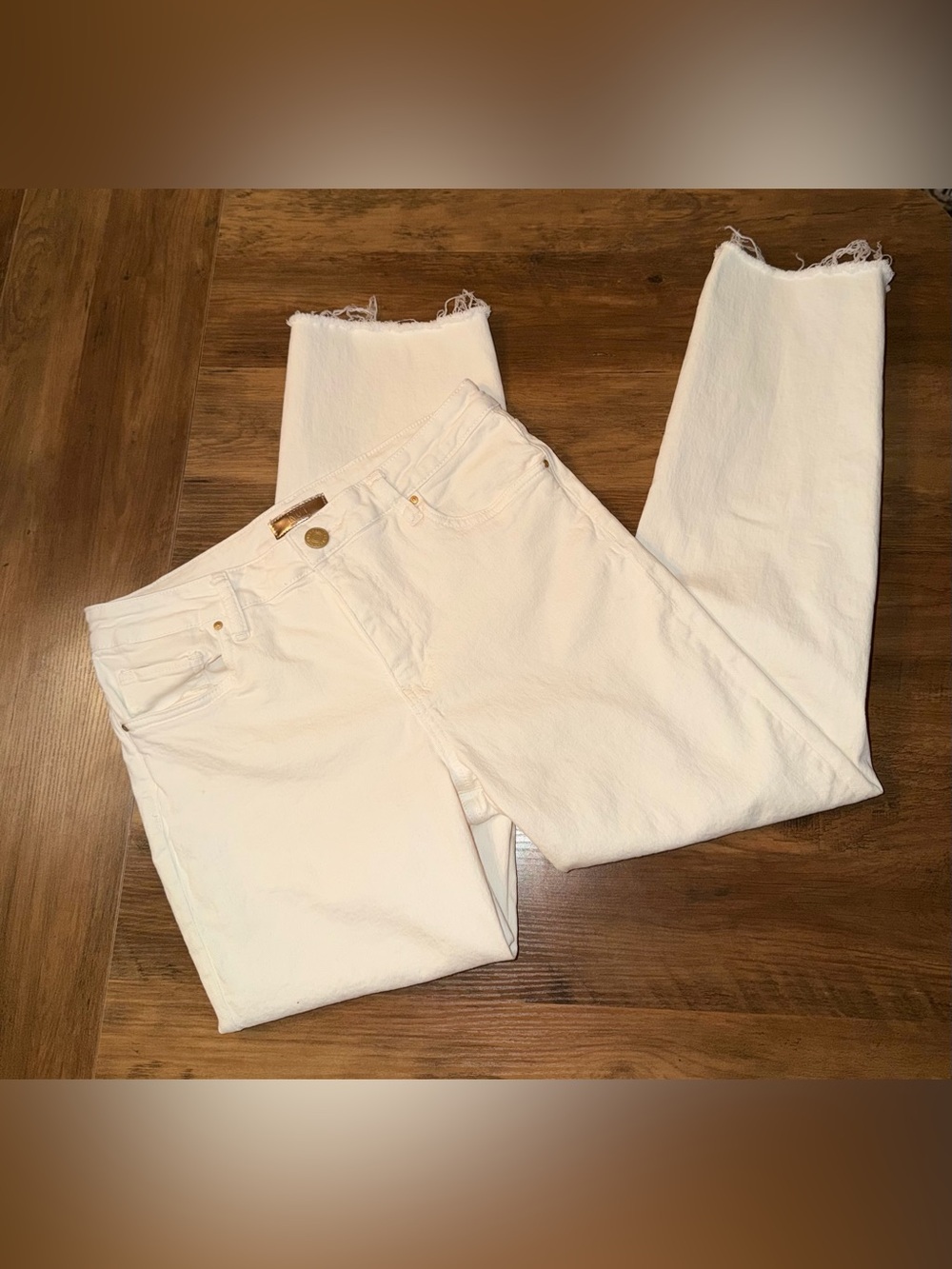 Kut from the Kloth Off-White Kelsey Ankle Flare Jeans - Picture 3 of 6